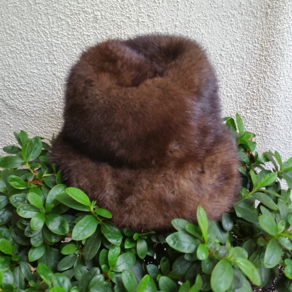 March\'e Exclusive Mink hat Vintage main image 6